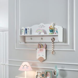 Almila Lora Shelf