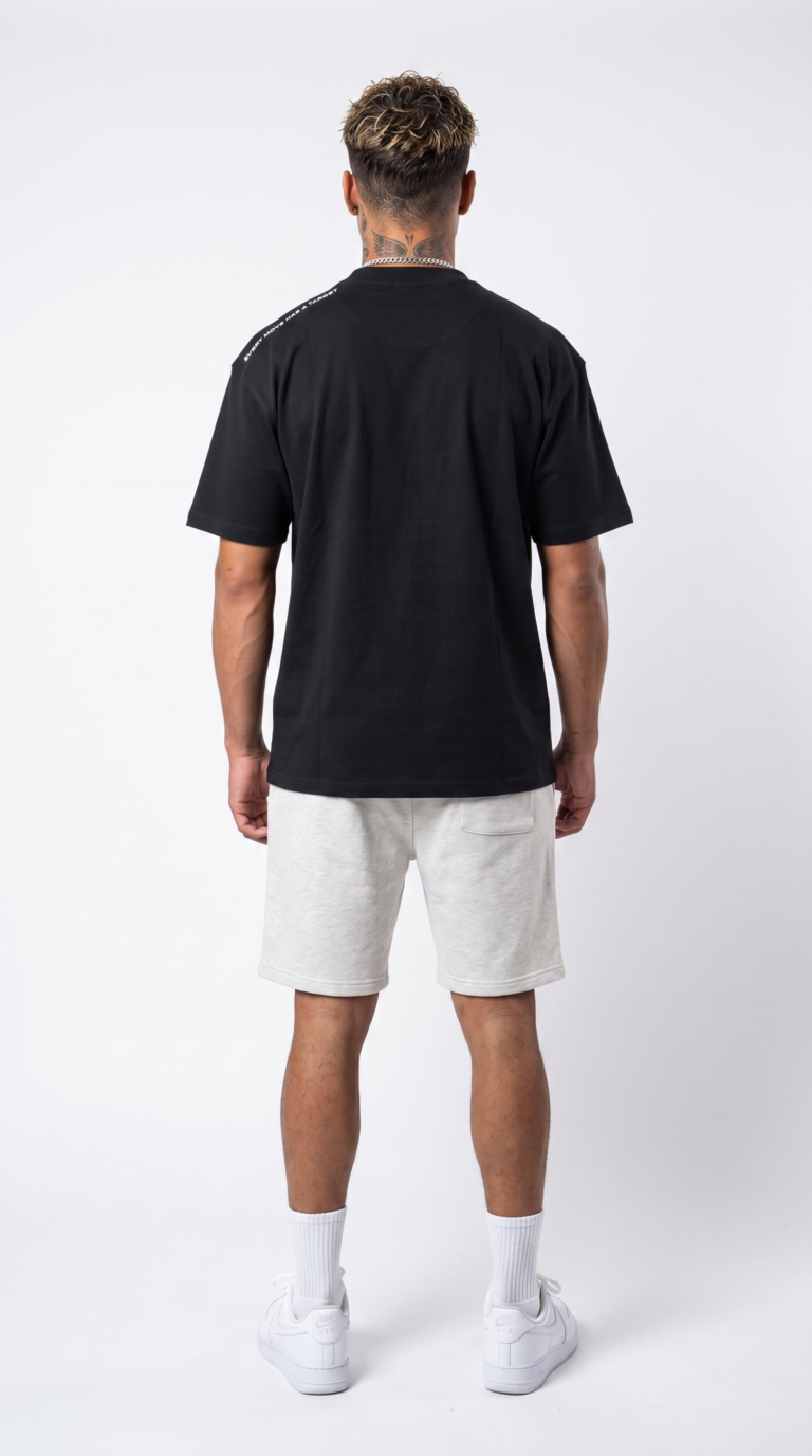 Black Oversize T-Shirt - الصورة 2