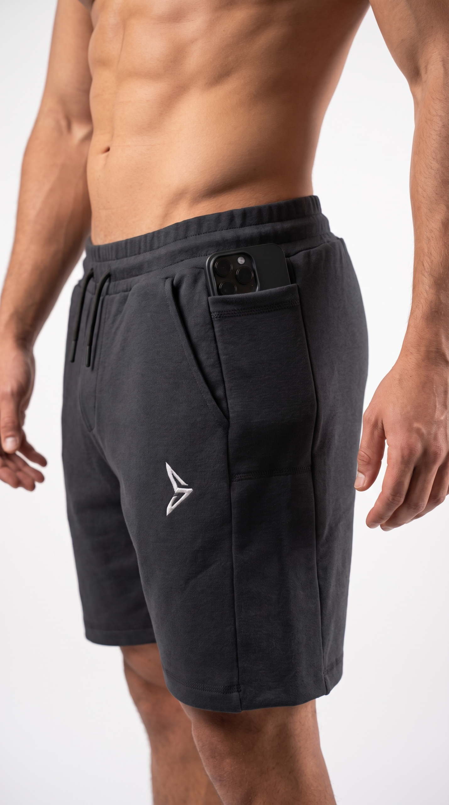 Relaxed Athletic Fit Black Short - الصورة 3