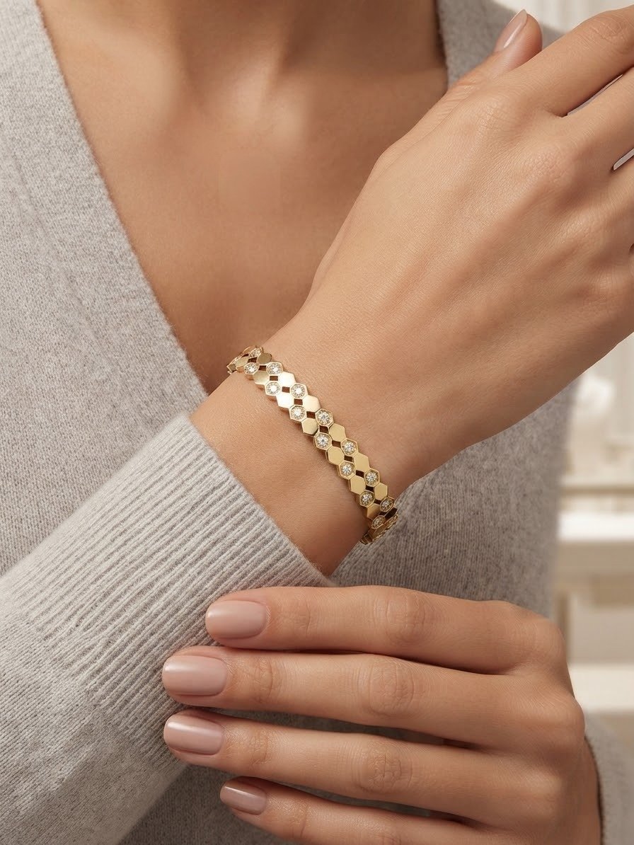 Women Bracelet 05 Gold Plated