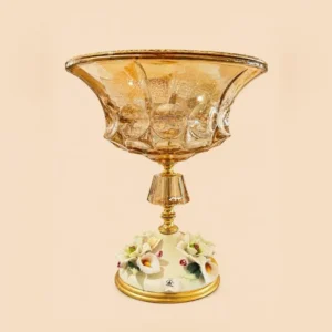 Oriana Amber, Large
